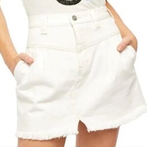 We The Free• Side Car White Mini Skirt. Sz 31